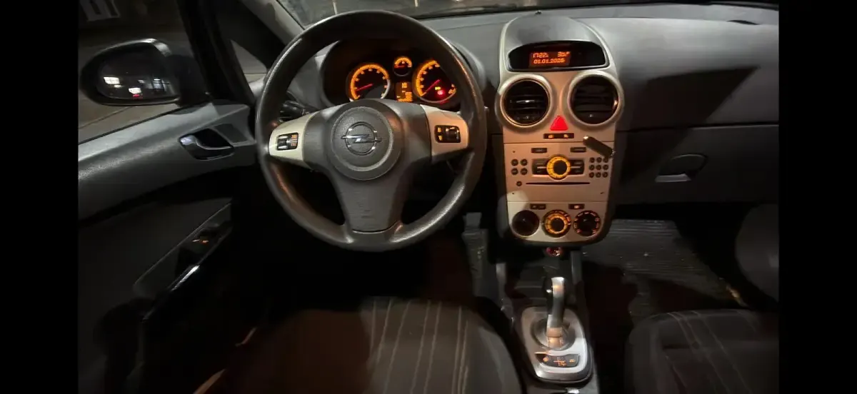 Gebraucht Opel Corsa 80 PS (58 kW) 2009 Kleinwagen