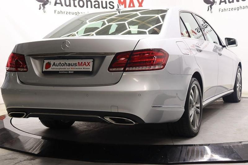 Gebraucht Mercedes E200 136 PS (100 kW) 2014 Silber Limousine