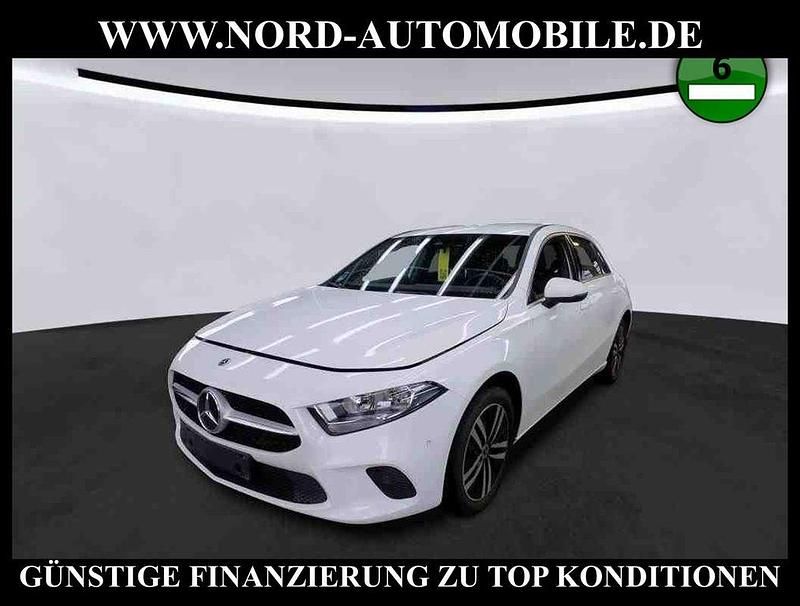 Polarweiß Gebraucht 2022 Mercedes A250 Progressive Limousine | 23.700 € (Guter Preis) - Bild 1/3