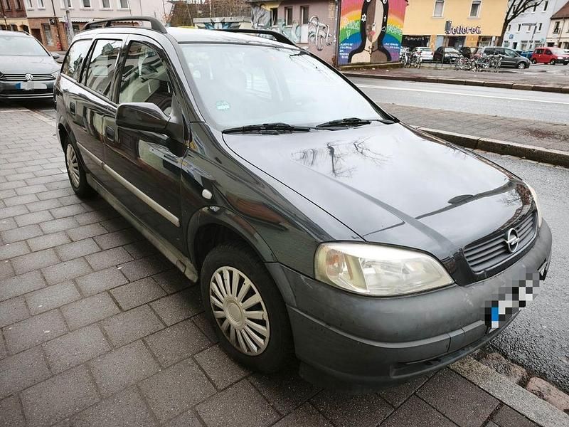 Gebraucht Opel Astra 101 PS (74 kW) 2001 Schwarz Kombi
