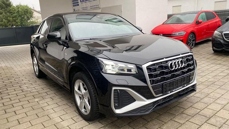 Gebraucht Audi Q2 S-Line 150 PS (110 kW) 2024 Schwarz SUV