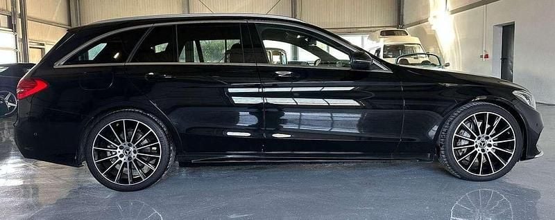 Gebraucht Mercedes C250 AMG line 211 PS (155 kW) 2018 Obsidianschwarz Kombi