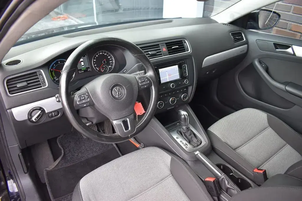 Gebraucht VW Jetta Highline 170 PS (125 kW) 2013 Schwarz Limousine