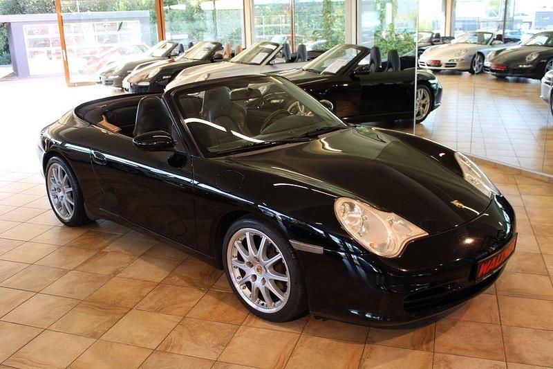 Schwarz Gebraucht 2002 Porsche 911 Carrera Cabriolet Cabrio | 38.800 € (Fairer Preis) - Bild 1/4