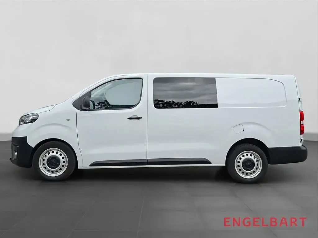 Gebraucht Toyota Proace Comfort 144 PS (105 kW) 2023 Weiss Van / Kleinbus