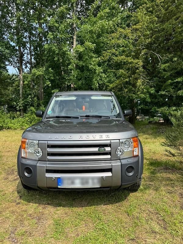 Grau Gebraucht 2008 Land Rover Discovery 3 SUV | 7.000 € (Etwas zu teuer) - Bild 1/4