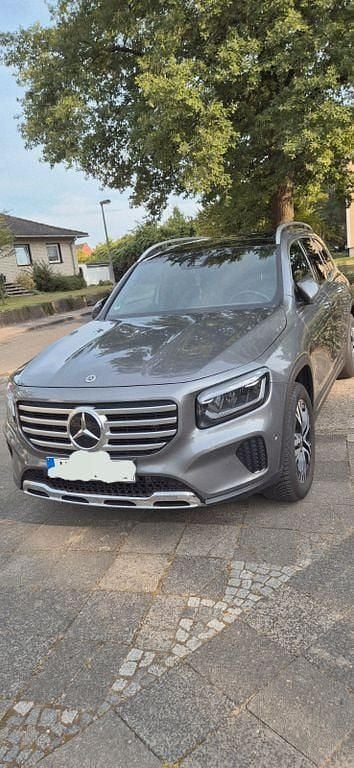 Schwarz Gebraucht 2024 Mercedes GLB200 SUV | 35.000 € (Superpreis) - Bild 1/4