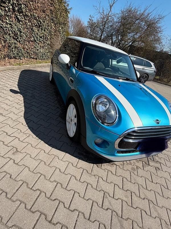 Second-hand Mini Cooper 136 CP (100 kW) 2018 Albastru Hatchback