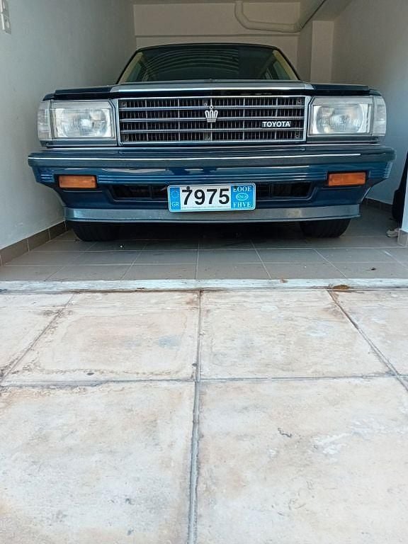 Blau Gebraucht 1983 Toyota Crown Limousine | 18.000 € - Bild 1/4