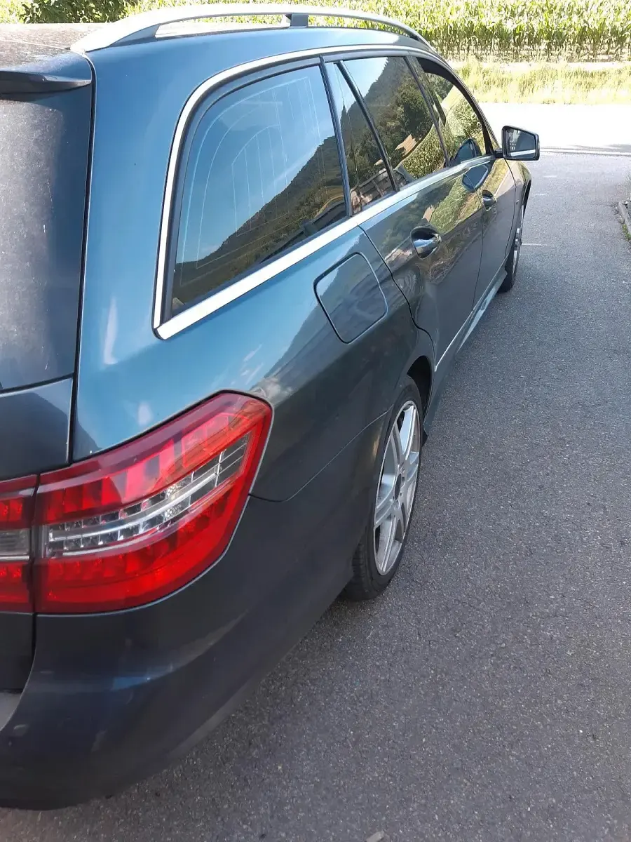 Gebraucht Mercedes E350 231 PS (169 kW) 2010 Grau Kombi