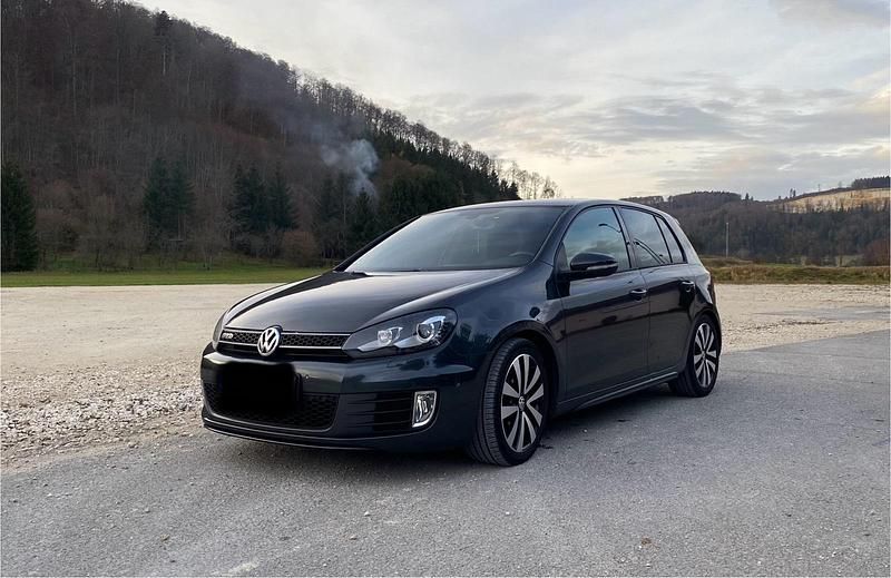 Schwarz Gebraucht 2012 VW Golf VII GTD Limousine | 6.299 € (Guter Preis) - Bild 1/4