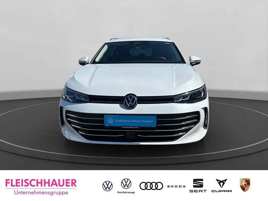Gebraucht VW Passat Business 150 PS (110 kW) 2025 Weiss Kombi