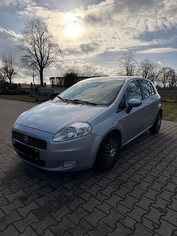 Gebraucht Fiat Punto 95 PS (69 kW) 2006 Grau Kleinwagen