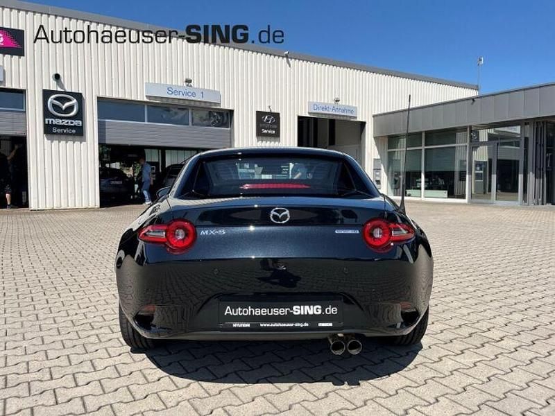 Neu Mazda MX5 Exclusive-Line 132 PS (97 kW) 2025 Schwarz Cabrio