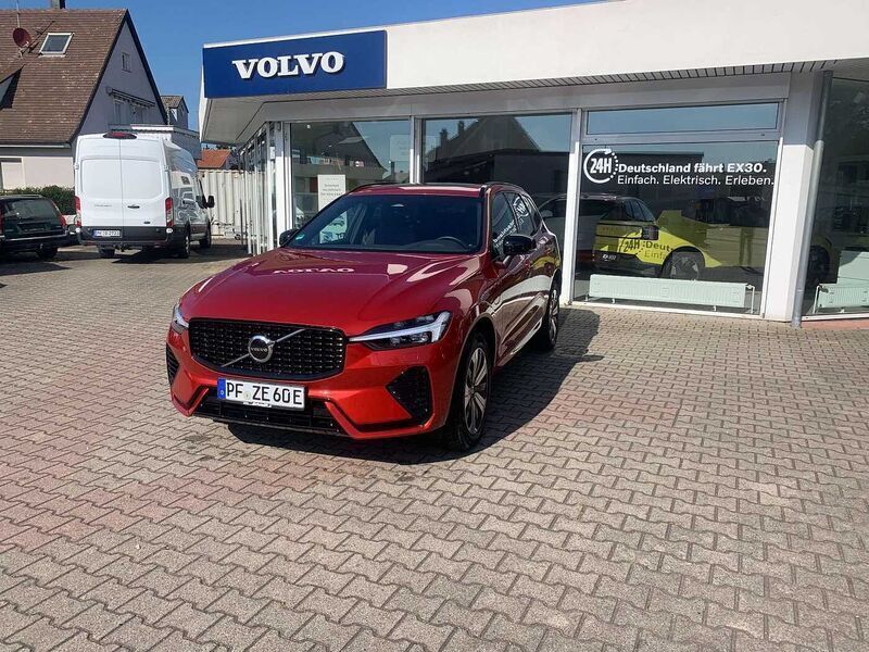 Fusion red / metallic Gebraucht 2023 Volvo XC60 Plus SUV | 58.990 € (Teuer) - Bild 1/4
