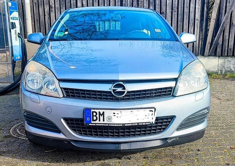 Gebraucht Opel Astra GTC 90 PS (66 kW) 2009 Grau Limousine