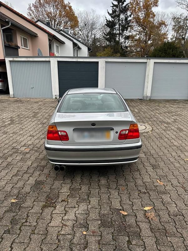 Gebraucht BMW 316 Basis 116 PS (85 kW) 2000 Silber Limousine