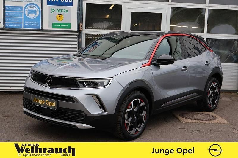Kontrast grau/schwarz Gebraucht 2021 Opel Mokka GS Line SUV | 19.995 € (Fairer Preis) - Bild 1/4