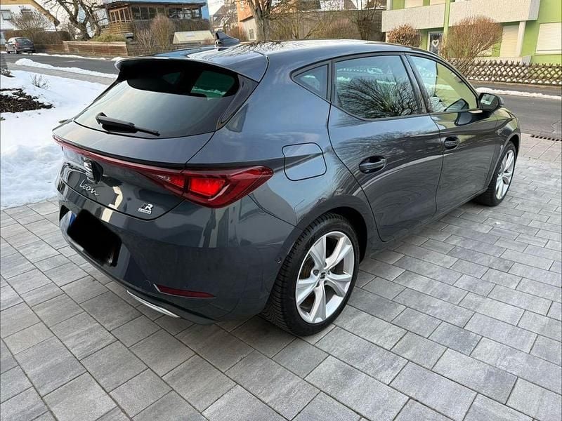 Gebraucht Seat Leon FR 204 PS (150 kW) 2020 Grau Limousine