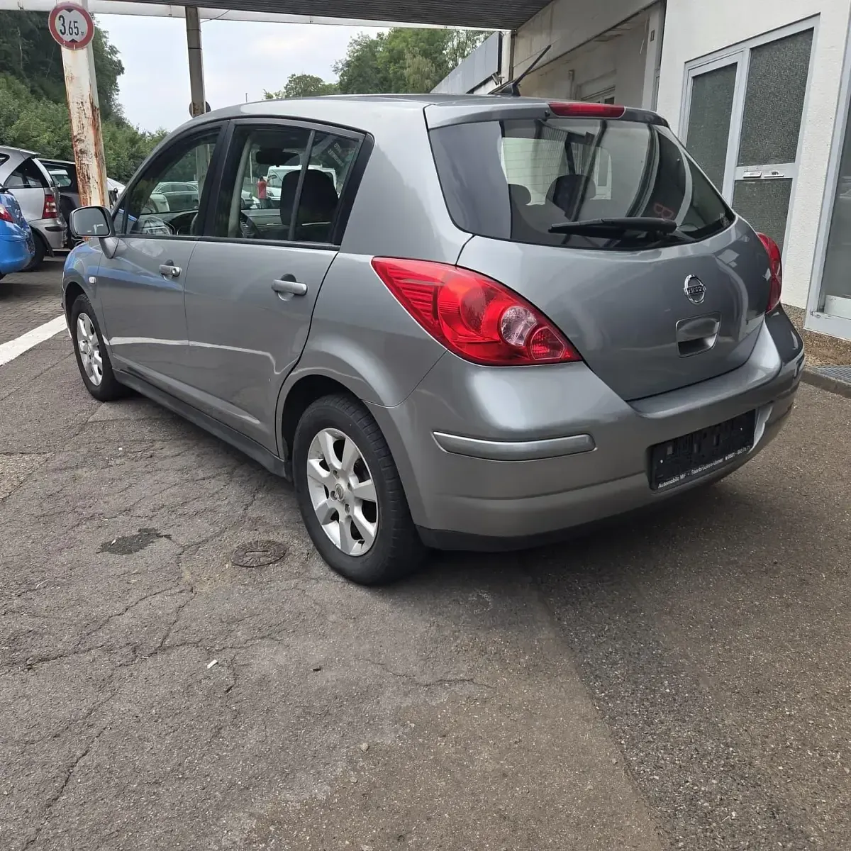 Gebraucht Nissan Tiida 110 PS (80 kW) 2009 Grau Limousine