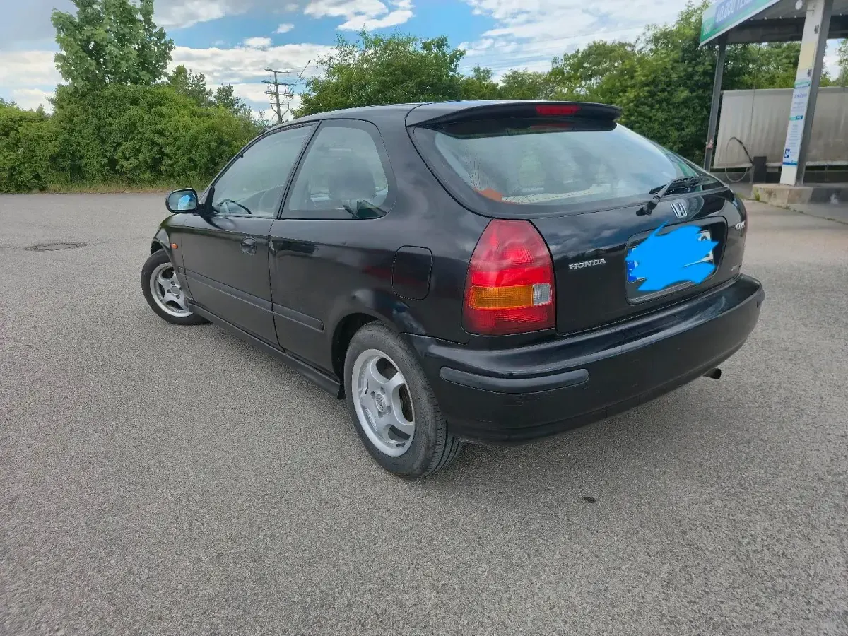 Gebraucht Honda Civic 90 PS (66 kW) 1999 Schwarz Kleinwagen