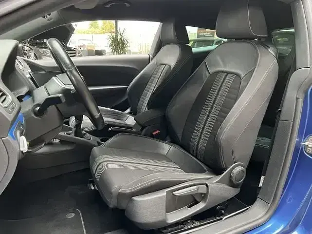 Używany VW Scirocco 122 KM (89 kW) 2012 Niebieski Coupe