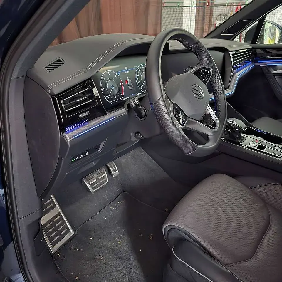 Second-hand VW Touareg Elegance 286 CP (210 kW) 2023 Albastru SUV