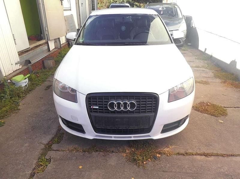 Gebraucht Audi A3 S-Line 105 PS (77 kW) 2007 Weiß Kleinwagen