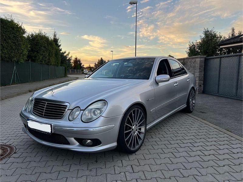 Silber Gebraucht 2002 Mercedes E55 AMG AMG Limousine | 18.515 € (Guter Preis) - Bild 1/4