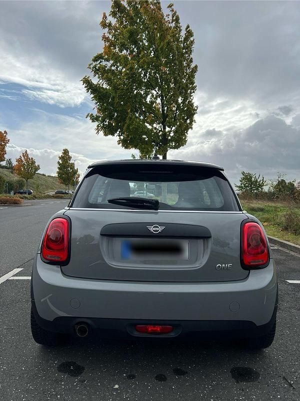 Second-hand Mini ONE 102 CP (75 kW) 2020 Gri Hatchback