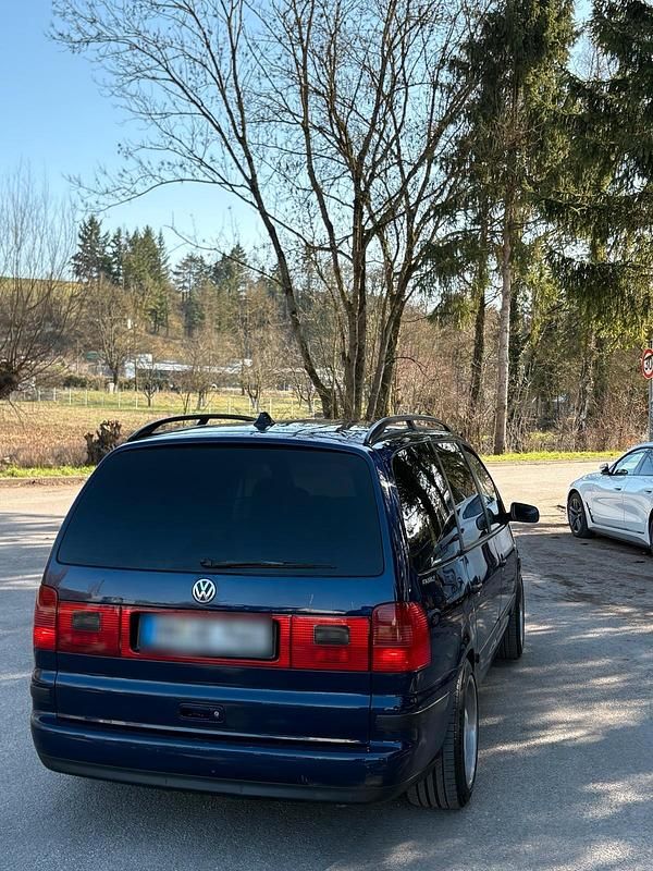 Gebraucht VW Sharan 186 PS (136 kW) 2003 Blau Van / Kleinbus