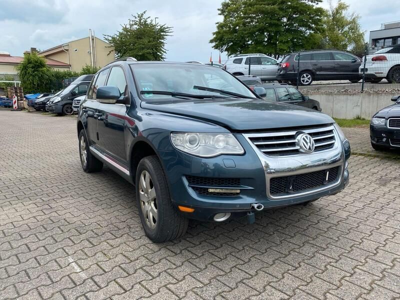Grau Gebraucht 2007 VW Touareg SUV | 4.900 € - Bild 1/4