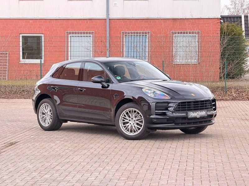 Gebraucht Porsche Macan 245 PS (180 kW) 2019 Schwarz SUV