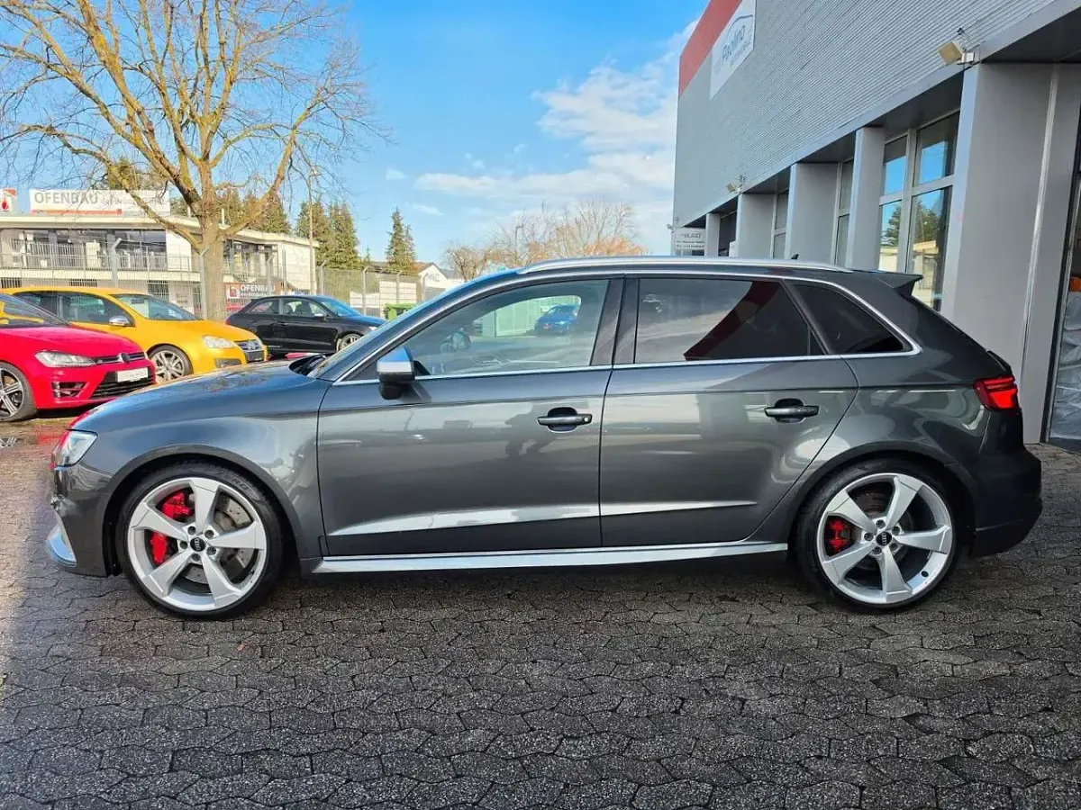 Gebraucht Audi RS3 Sport 400 PS (294 kW) 2019 Daytonagrau Limousine