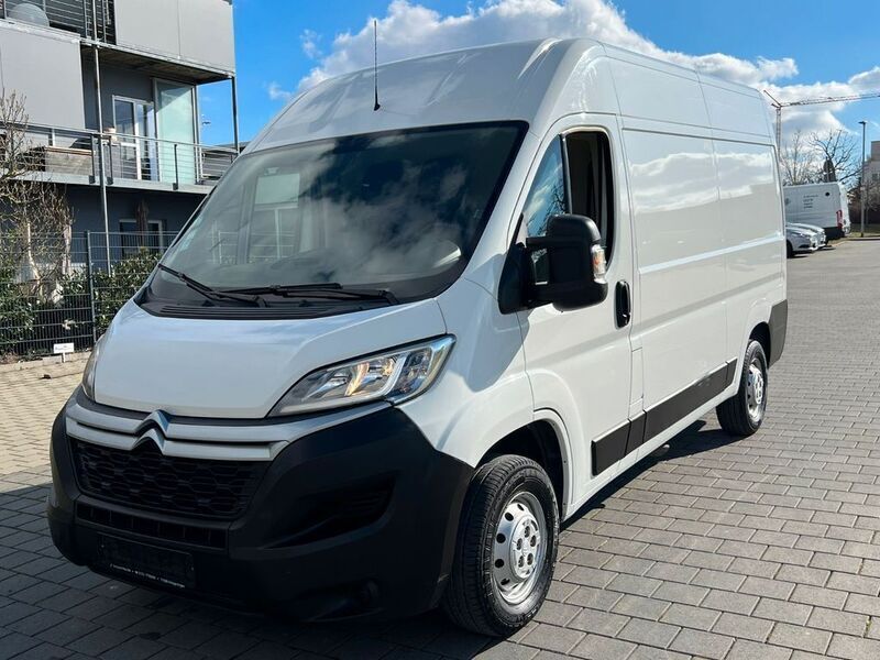 Weiß Gebraucht 2021 Citroën Jumper Van / Kleinbus | 17.970 € (Superpreis) - Bild 1/4