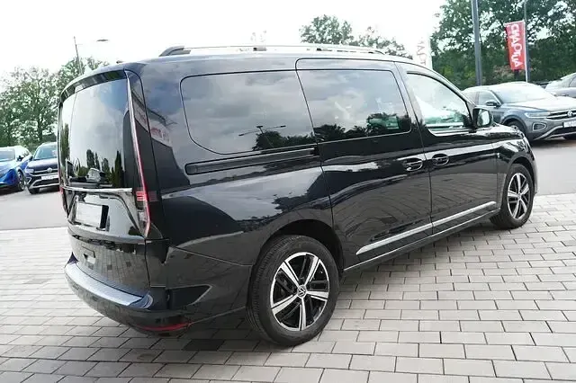 Gebraucht VW Caddy Maxi Style 114 PS (83 kW) 2022 Schwarz Van / Kleinbus