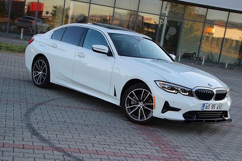 Weiß Gebraucht 2020 BMW 330 Sport Line Limousine | 27.500 € (Superpreis) - Bild 1/4