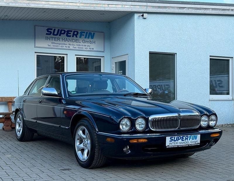 Gebraucht Jaguar XJ8 Sovereign 284 PS (208 kW) 1998 Blau Limousine