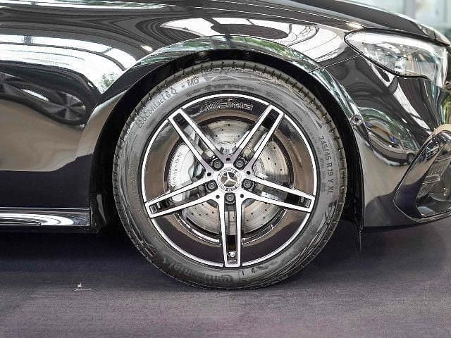 Obsidianschwarz Gebraucht 2024 Mercedes E200 AMG line Kombi | 47.400 € (Guter Preis) - Bild 1/4
