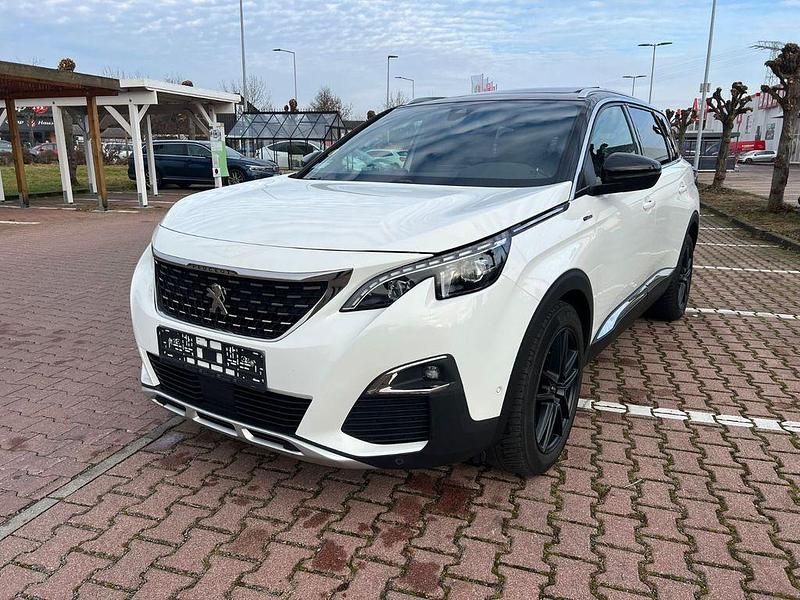 Weiß Gebraucht 2019 Peugeot 5008 GT-line SUV | 17.850 € (Fairer Preis) - Bild 1/4