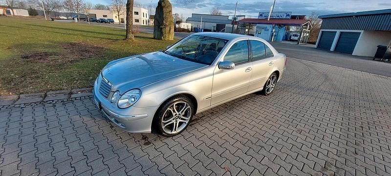 Gebraucht Mercedes E320 224 PS (164 kW) 2004 Limousine