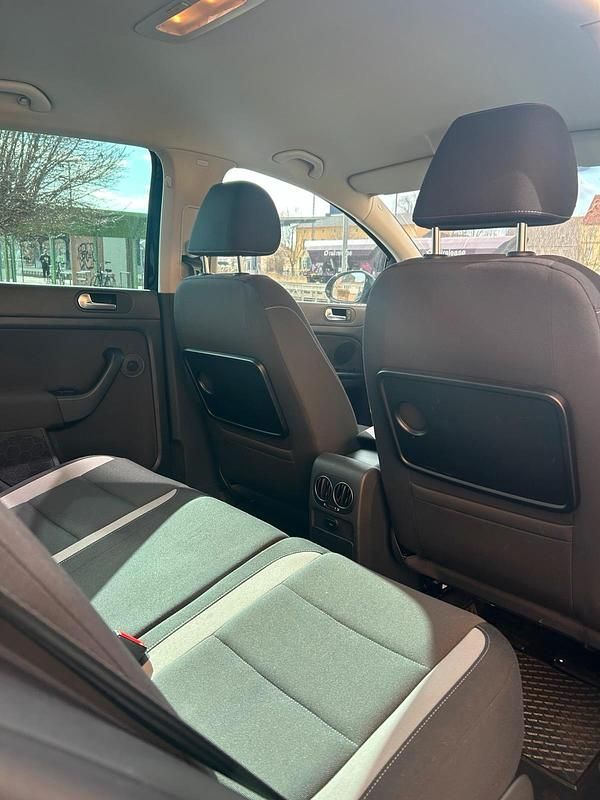 Gebraucht VW Golf Plus Cross Life 140 PS (102 kW) 2013 Schwarz Van / Kleinbus