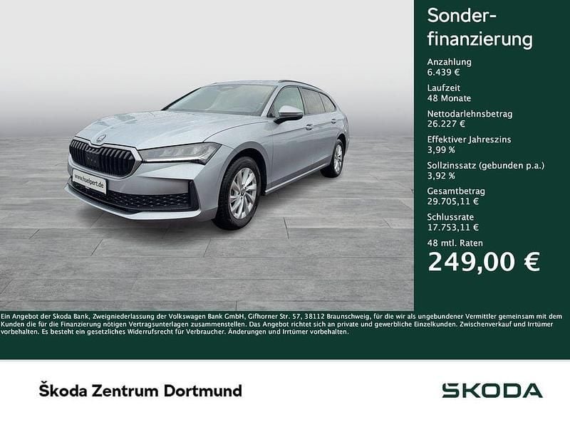 Silber Gebraucht 2025 Skoda Superb Essence Kombi | 32.714 € (Guter Preis) - Bild 1/4