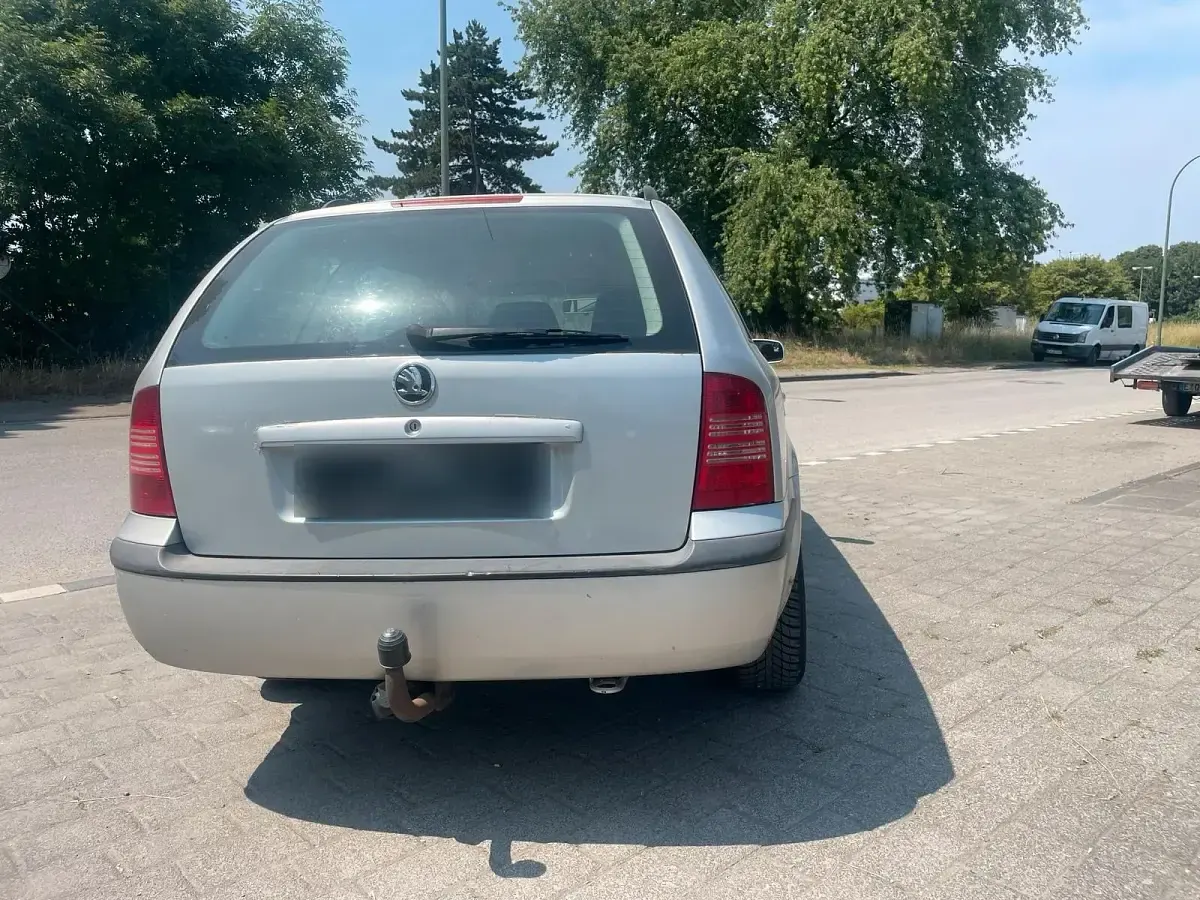 Gebraucht Skoda Octavia 120 PS (88 kW) 2002 Silber Kombi
