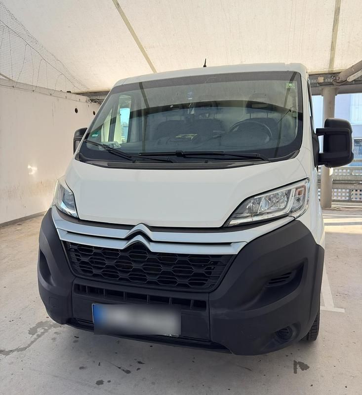 Weiß Gebraucht 2018 Citroën Jumper Van / Kleinbus | 13.990 € (Fairer Preis) - Bild 1/4