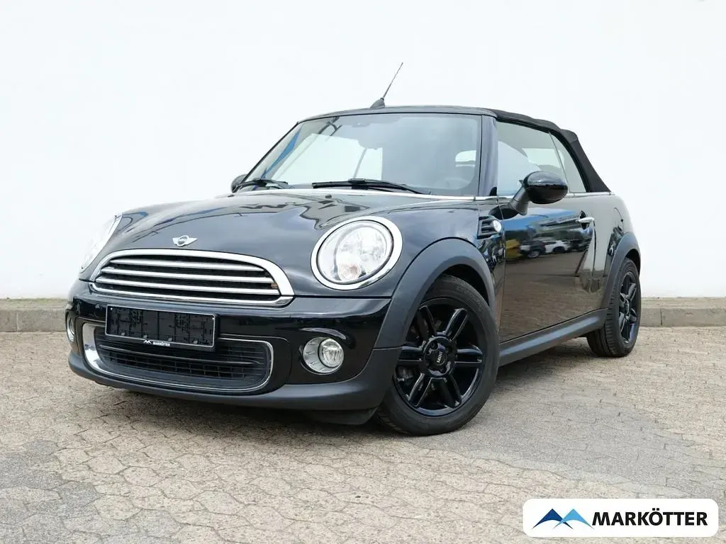 Käytetty Mini One Cabriolet 98 HP (72 kW) 2015 Musta Avoauto