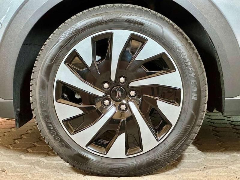 Gebraucht Ford Puma Titanium 125 PS (91 kW) 2023 Silber SUV