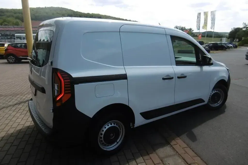 Gebraucht Renault Kangoo Rapid Advance 116 PS (85 kW) 2023 Weiß Van / Kleinbus