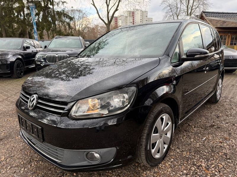 Schwarz Gebraucht 2012 VW Touran Comfortline Van / Kleinbus | 7.990 € (Fairer Preis) - Bild 1/4