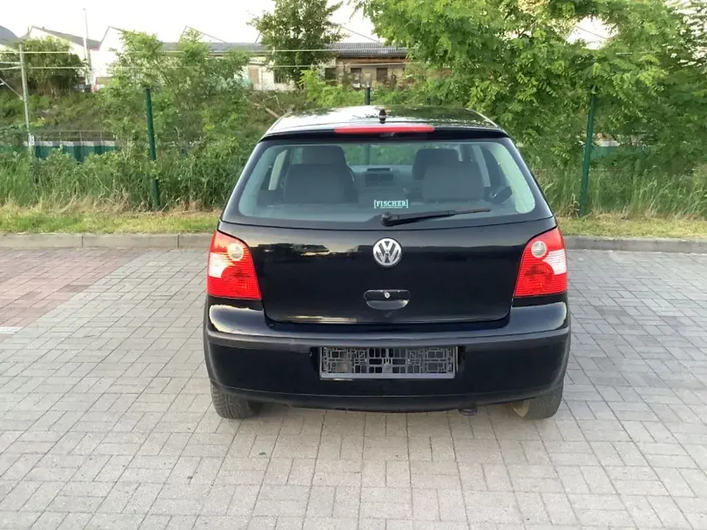 Gebraucht VW Polo 64 PS (47 kW) 2004 Schwarz Kleinwagen